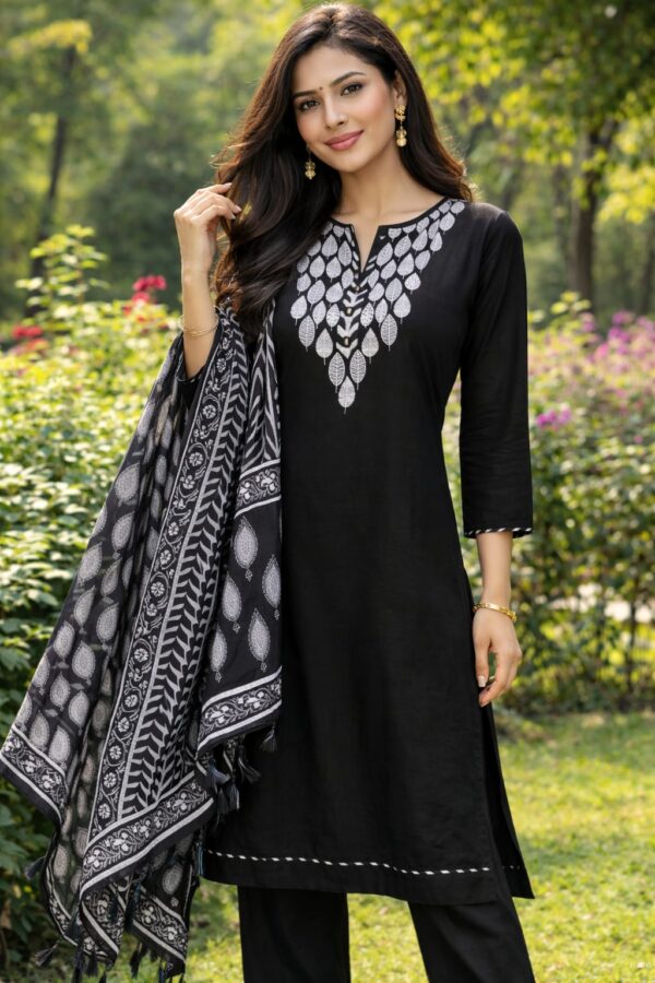 Black Embridery Suit